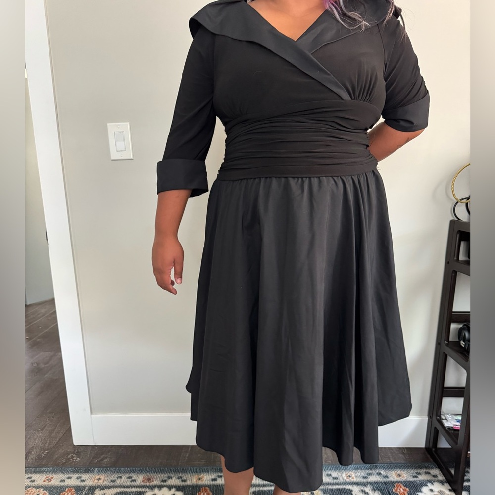 Jessica Howard Classic Black Dress